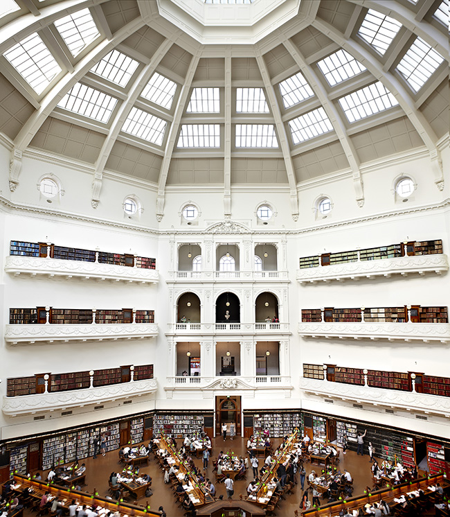 オーストラリア・ビクトリア州立図書館の館内