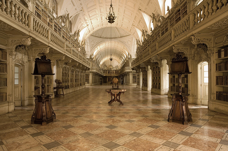 ポルトガル・マフラ国立宮殿図書館