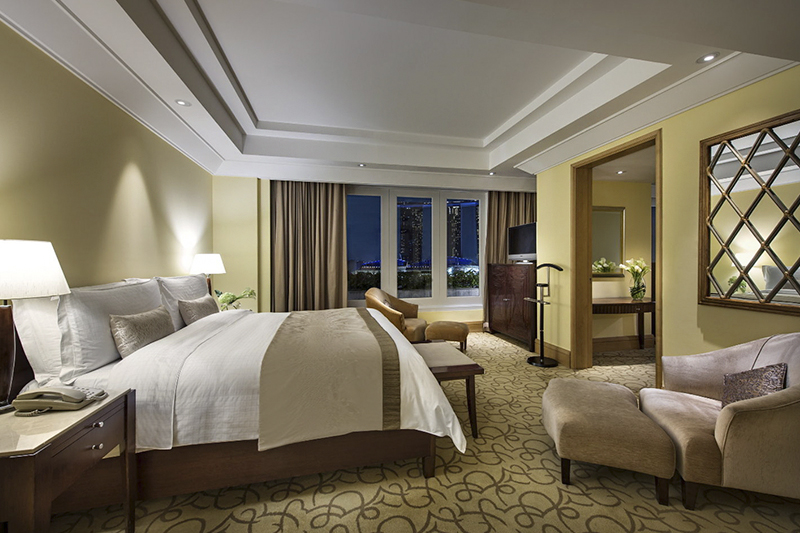 ザ フラートン ベイ ホテル シンガポールの高級感あふれる客室