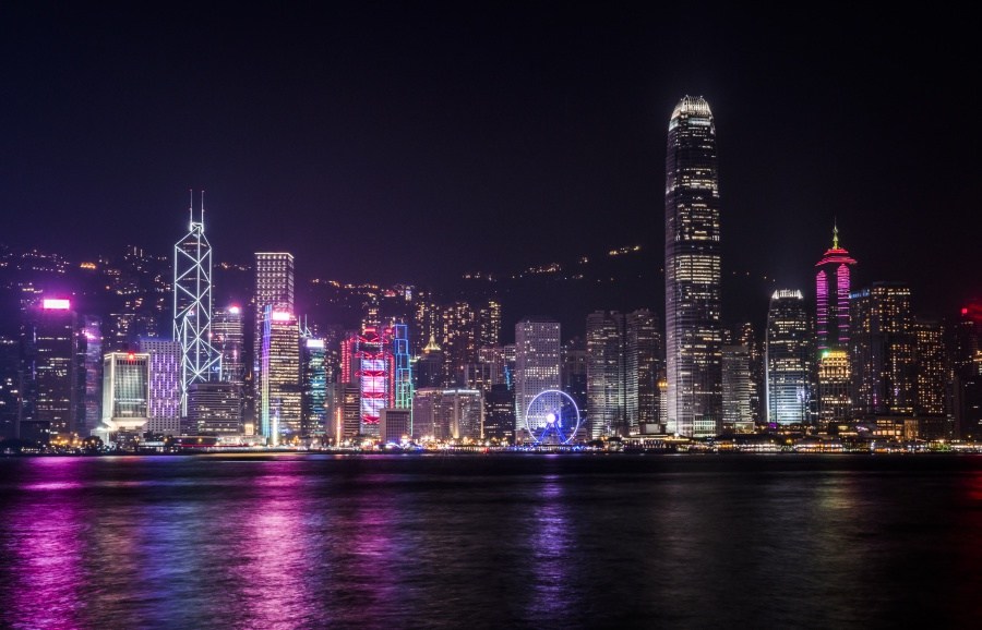 カップルにおすすめ！極上の夜景と最新のナイトライフを満喫する２泊３日の香港旅行完全プラン！