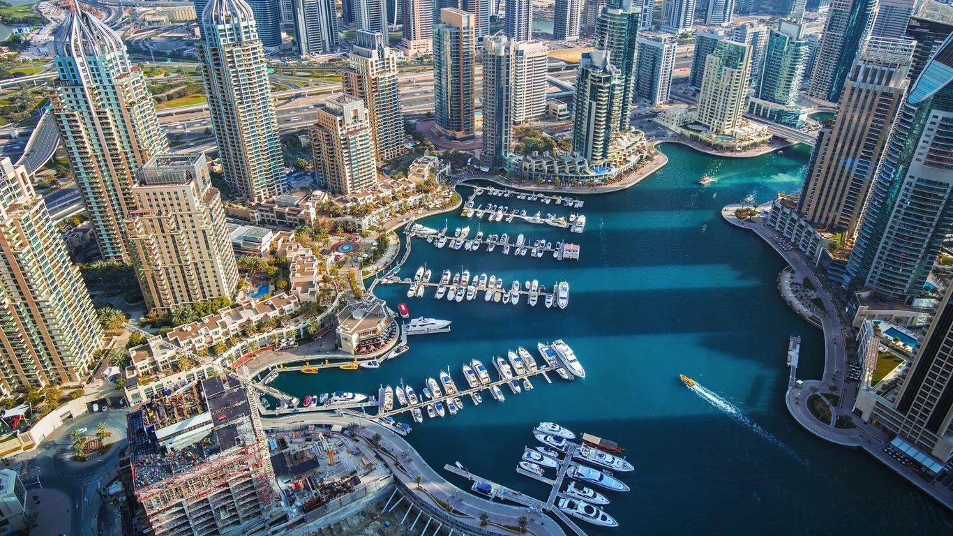 Dubai Marina（ドバイ）のレンタカー