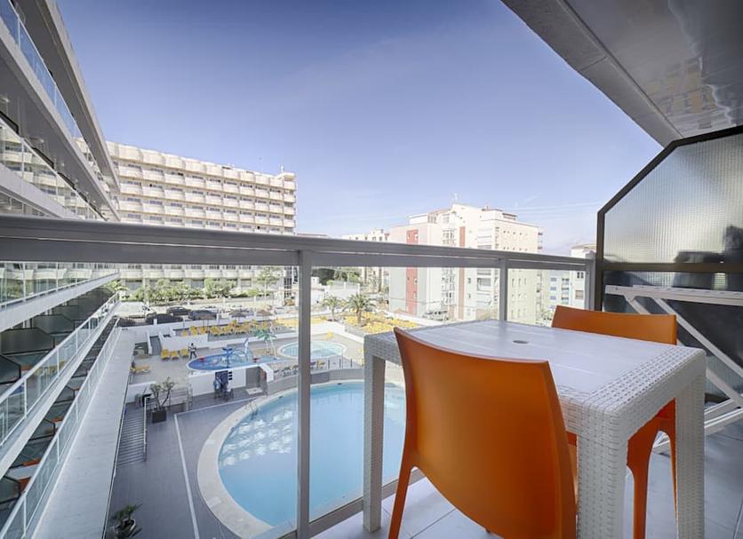 バルコニー 写真