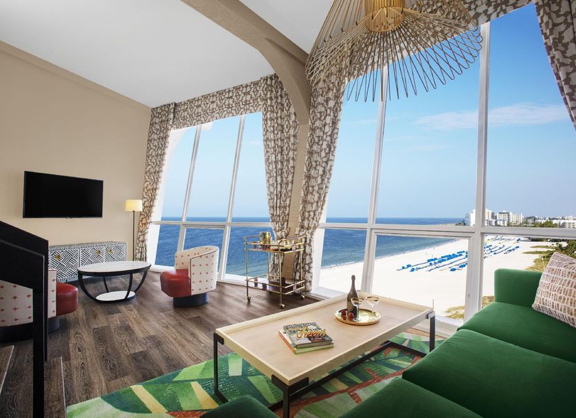 リビングルーム 写真