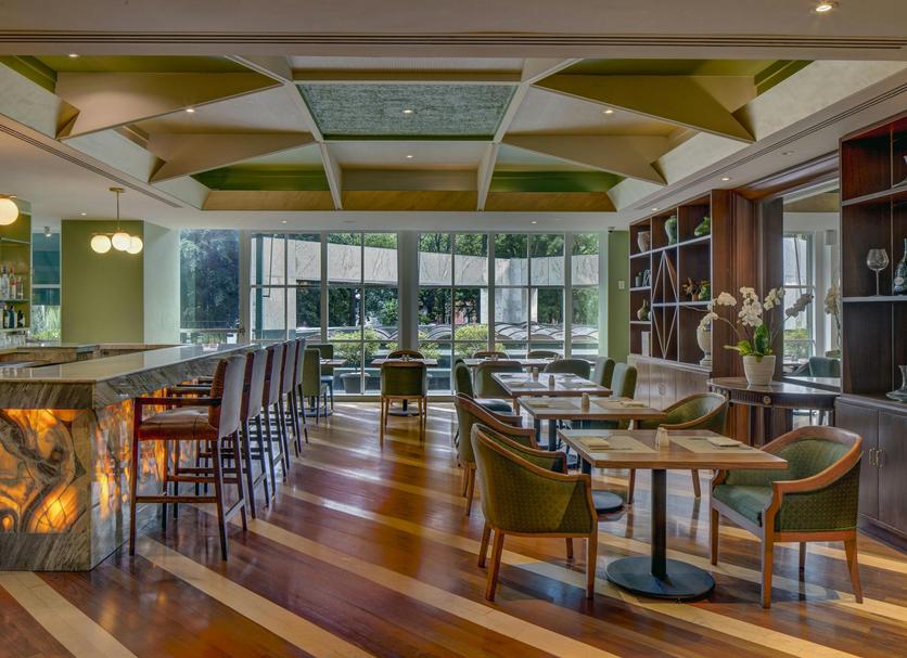 レストラン 写真