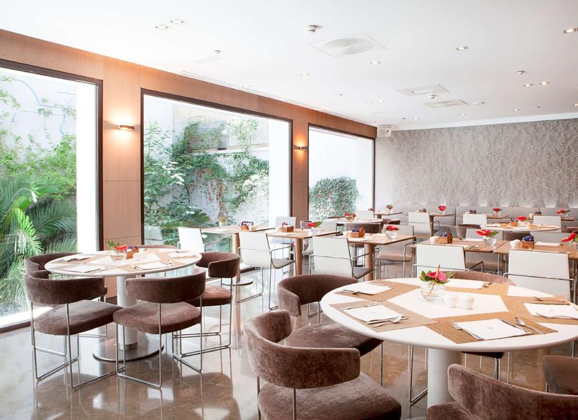 レストラン 写真