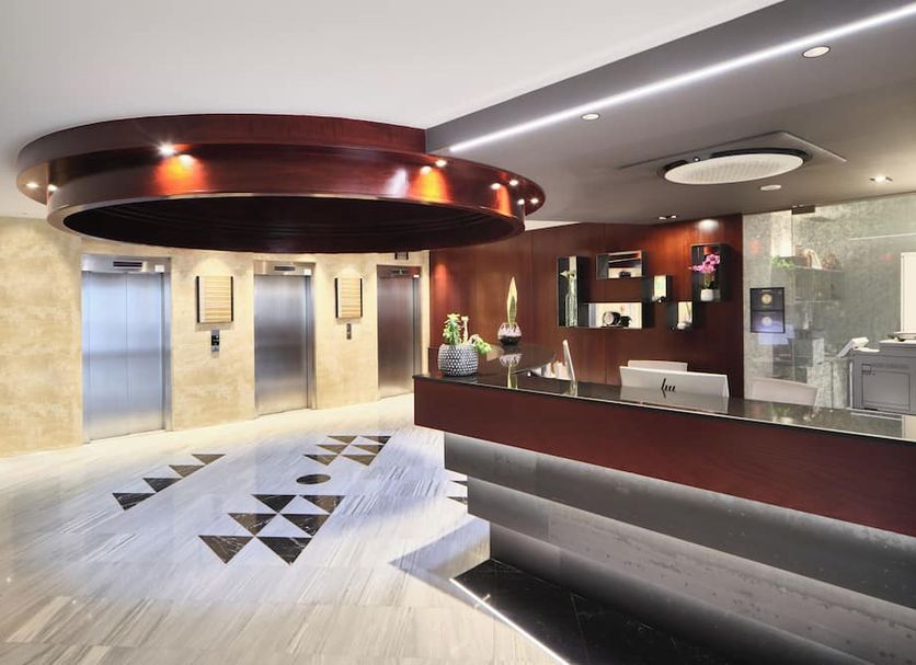 フロントデスク 写真