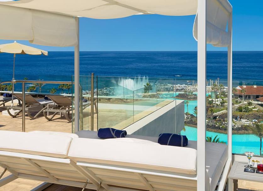 バルコニー 写真