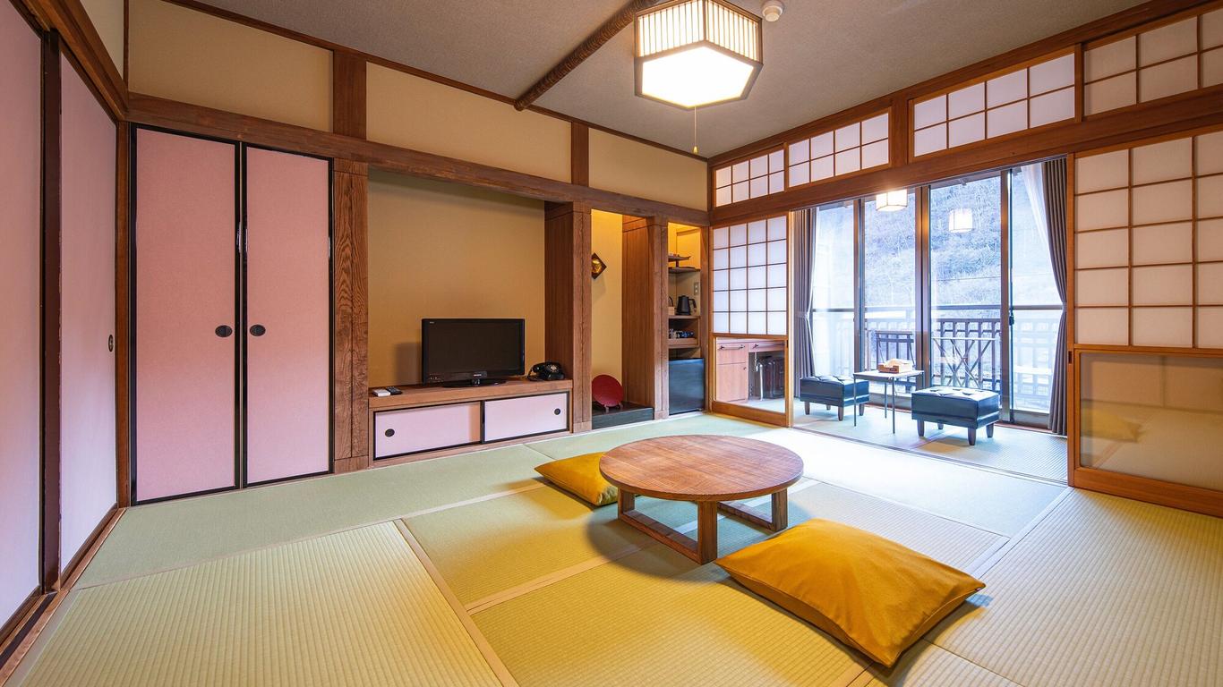 四万温泉 柏屋旅館