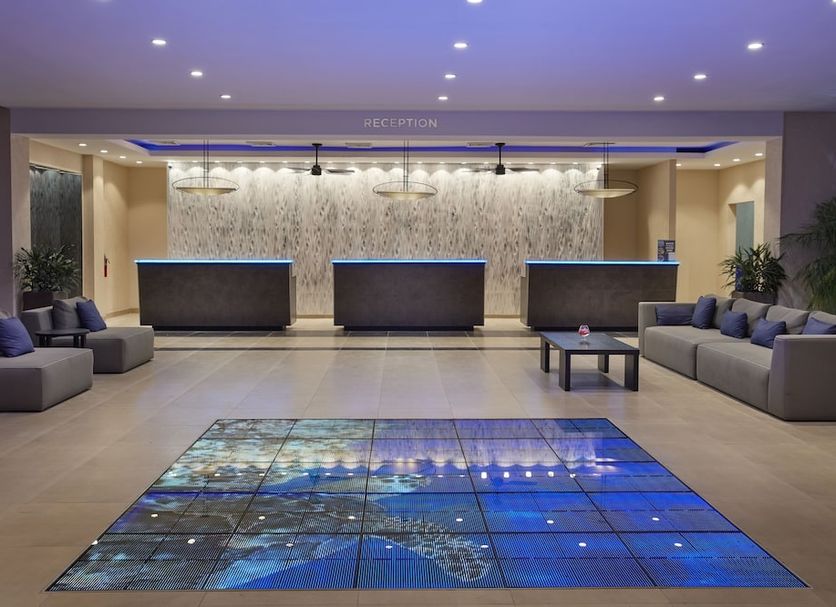 フロントデスク 写真