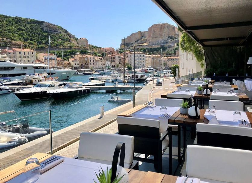 レストラン 写真