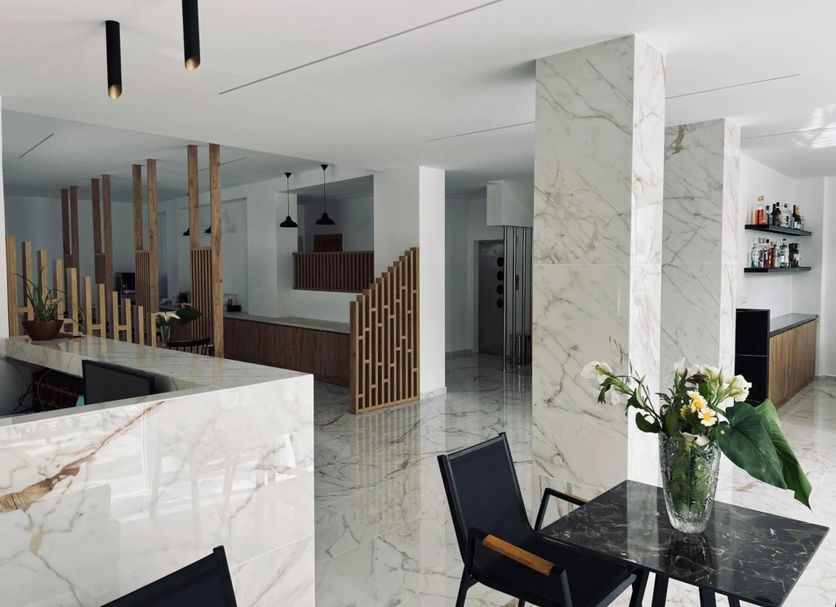 フロントデスク 写真