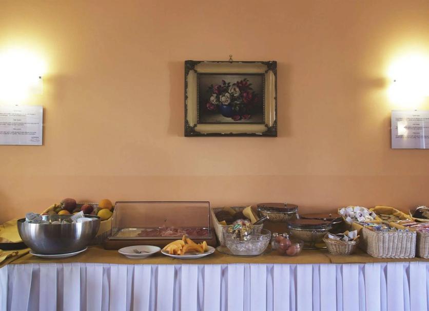 ビュッフェ 写真