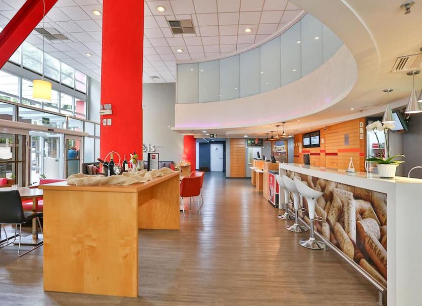 フロントデスク 写真