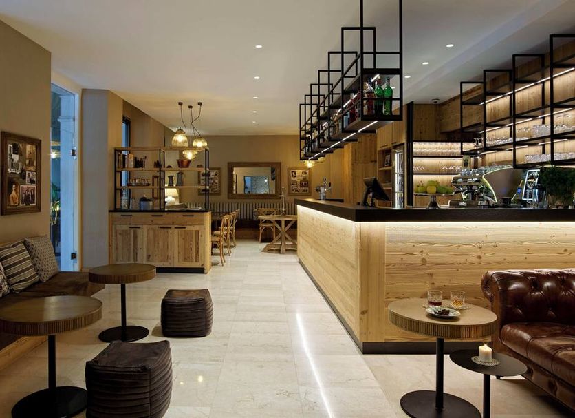 フロントデスク 写真