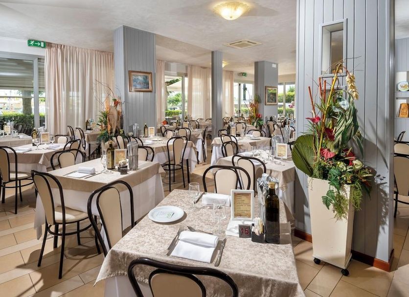 レストラン 写真