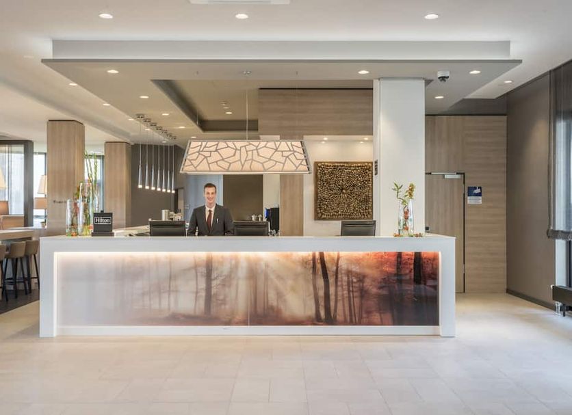 フロントデスク 写真