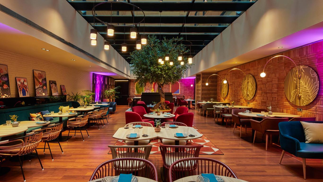 ホテル インディゴ バルセロナ プラザ エスパーニャ バイ IHG
