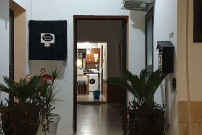 マリーナズ ルームズ