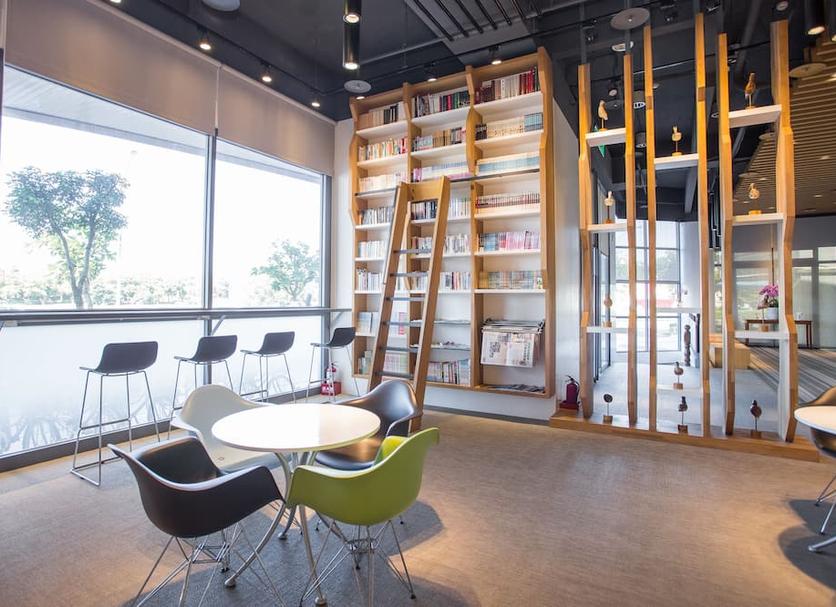 ラウンジ 写真