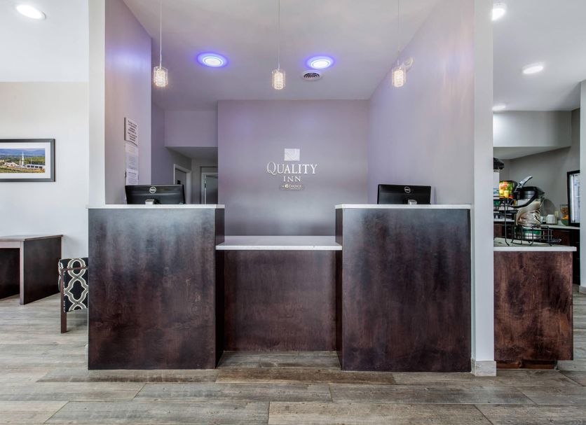 フロントデスク 写真