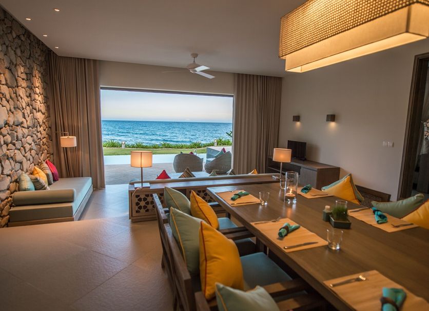 ダイニングルーム 写真