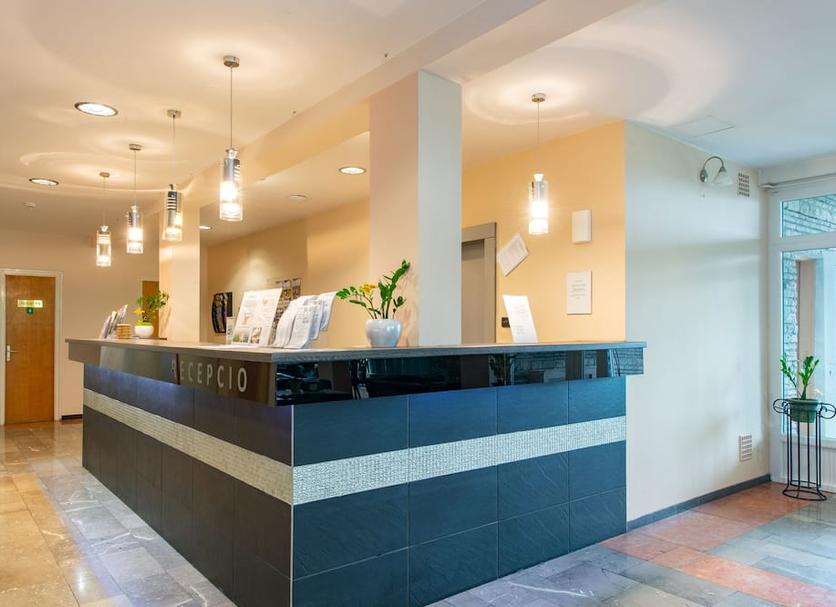 フロントデスク 写真