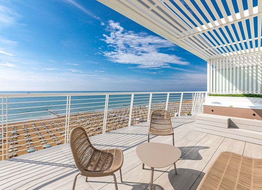 バルコニー 写真