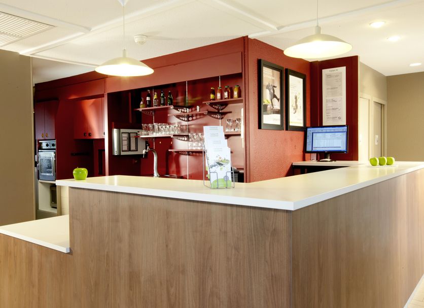 フロントデスク 写真