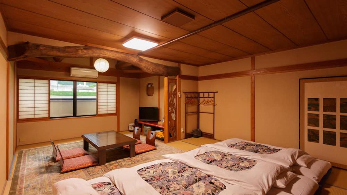湯布院旅館のぎく
