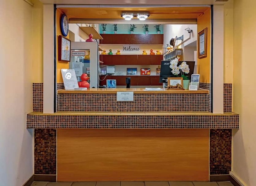 フロントデスク 写真