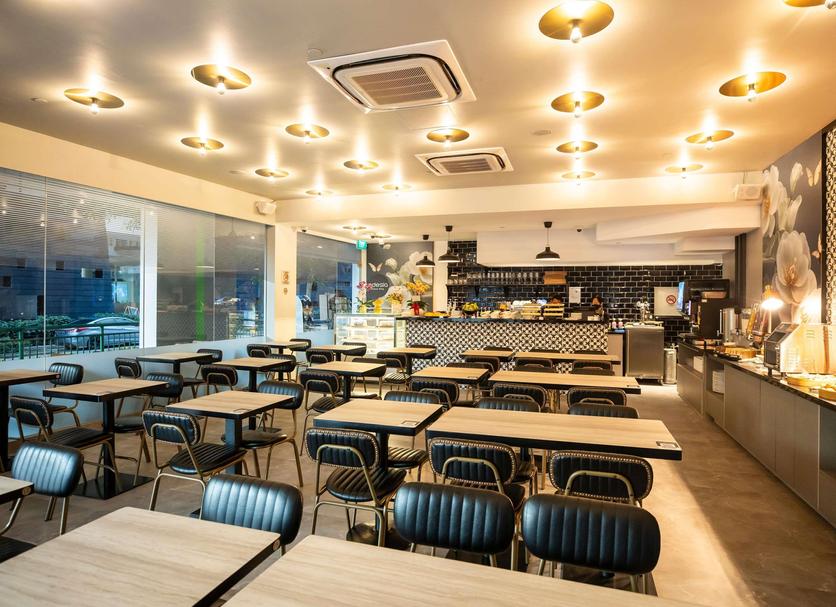 レストラン 写真