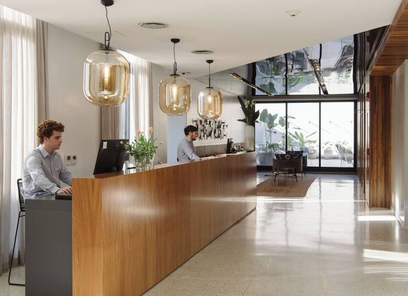 フロントデスク 写真