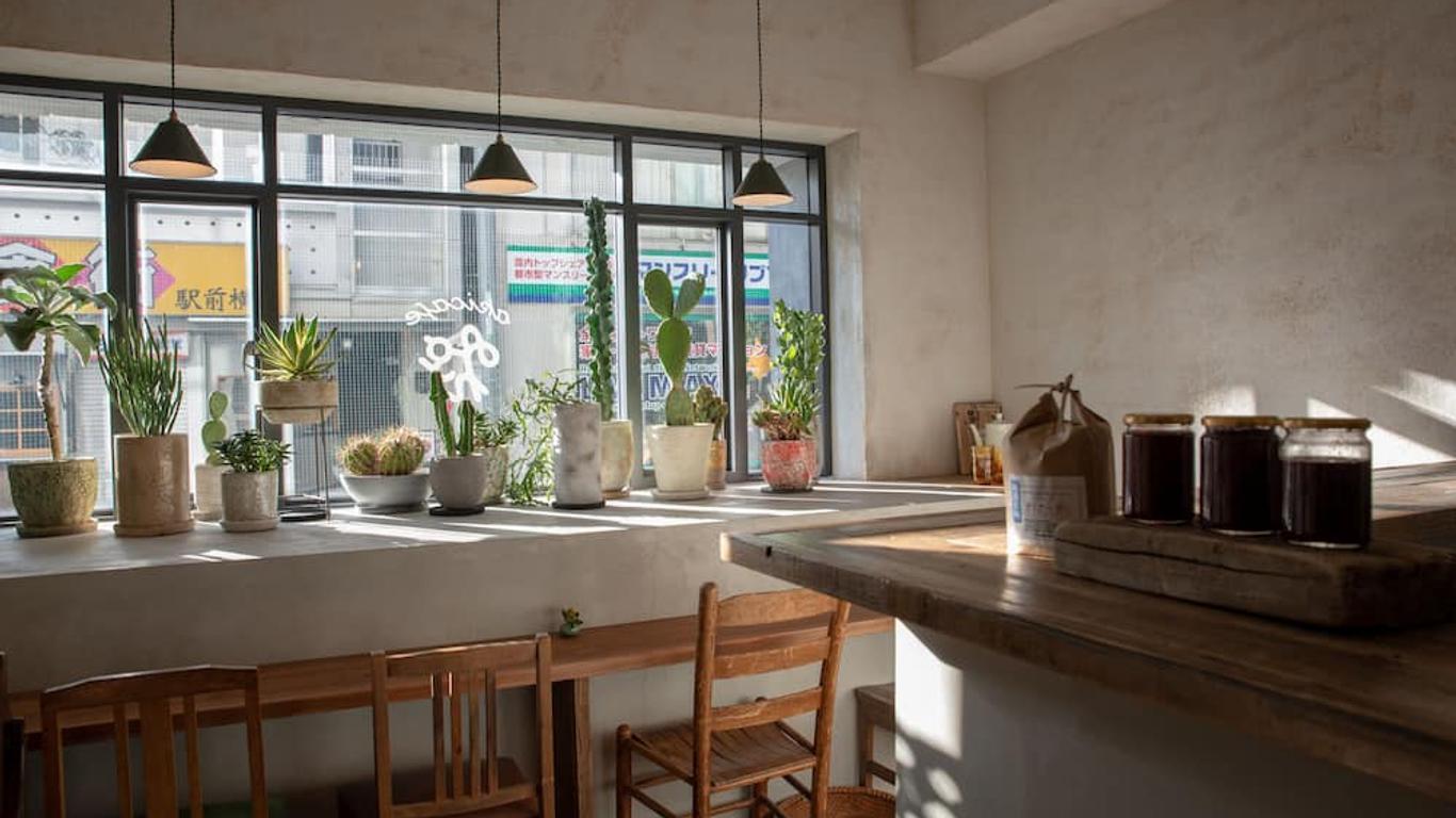 ゲストハウス akicafe inn