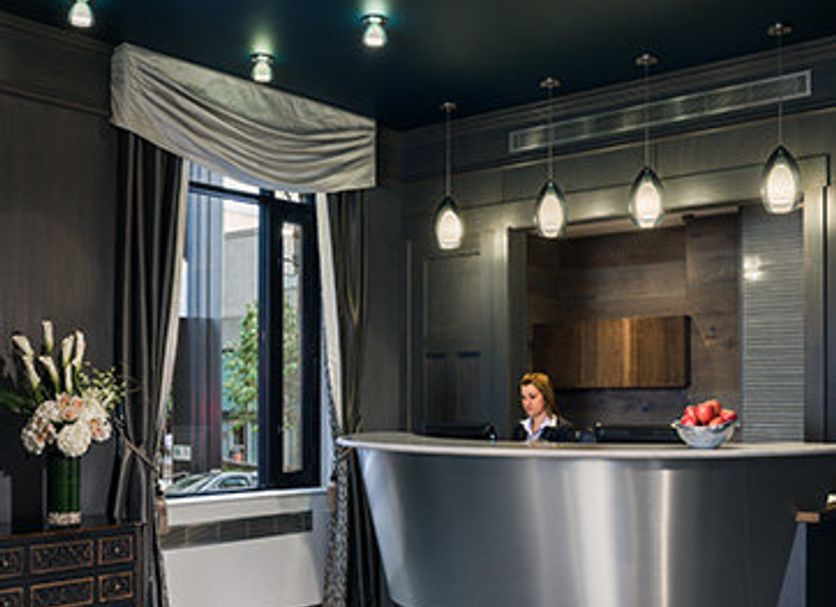 フロントデスク 写真