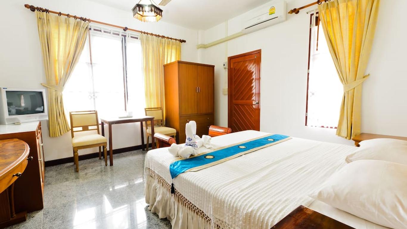 サナンワン ビーチ B&B