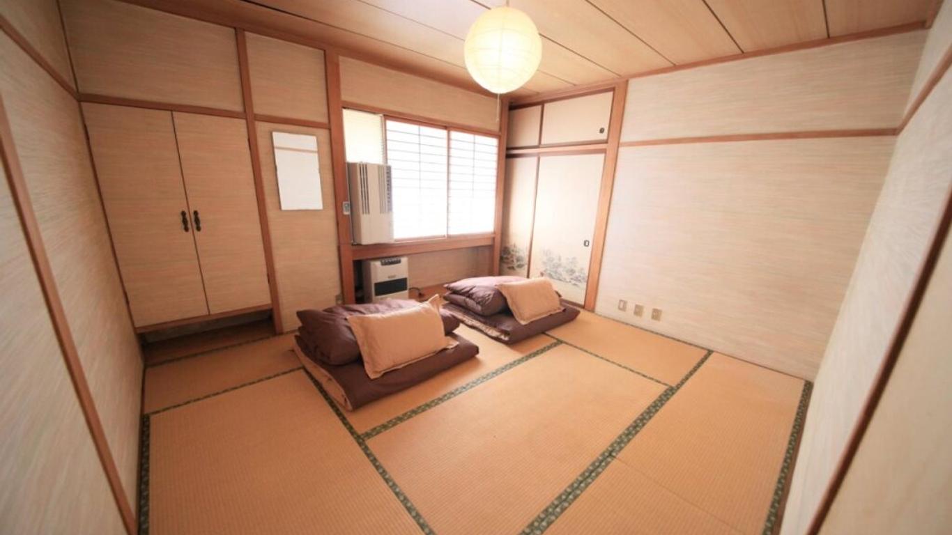高山ステーションホステル