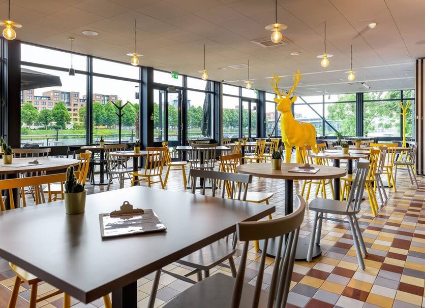 レストラン 写真