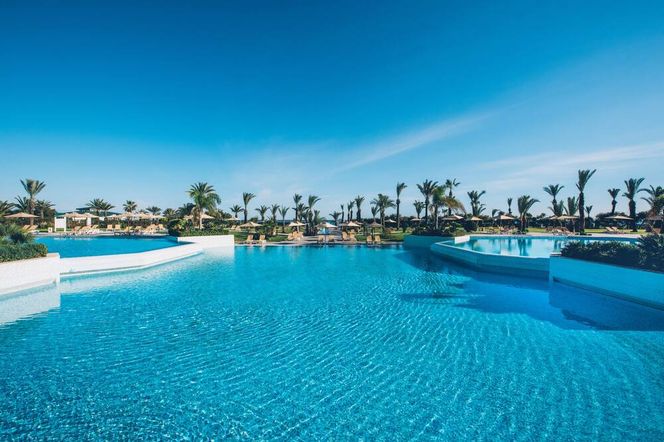 イベロスター ロイヤル エル マンスール