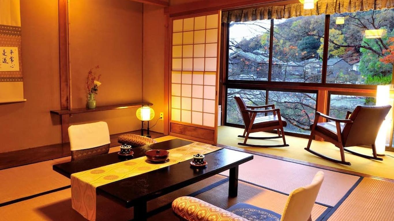山ばな平八茶屋