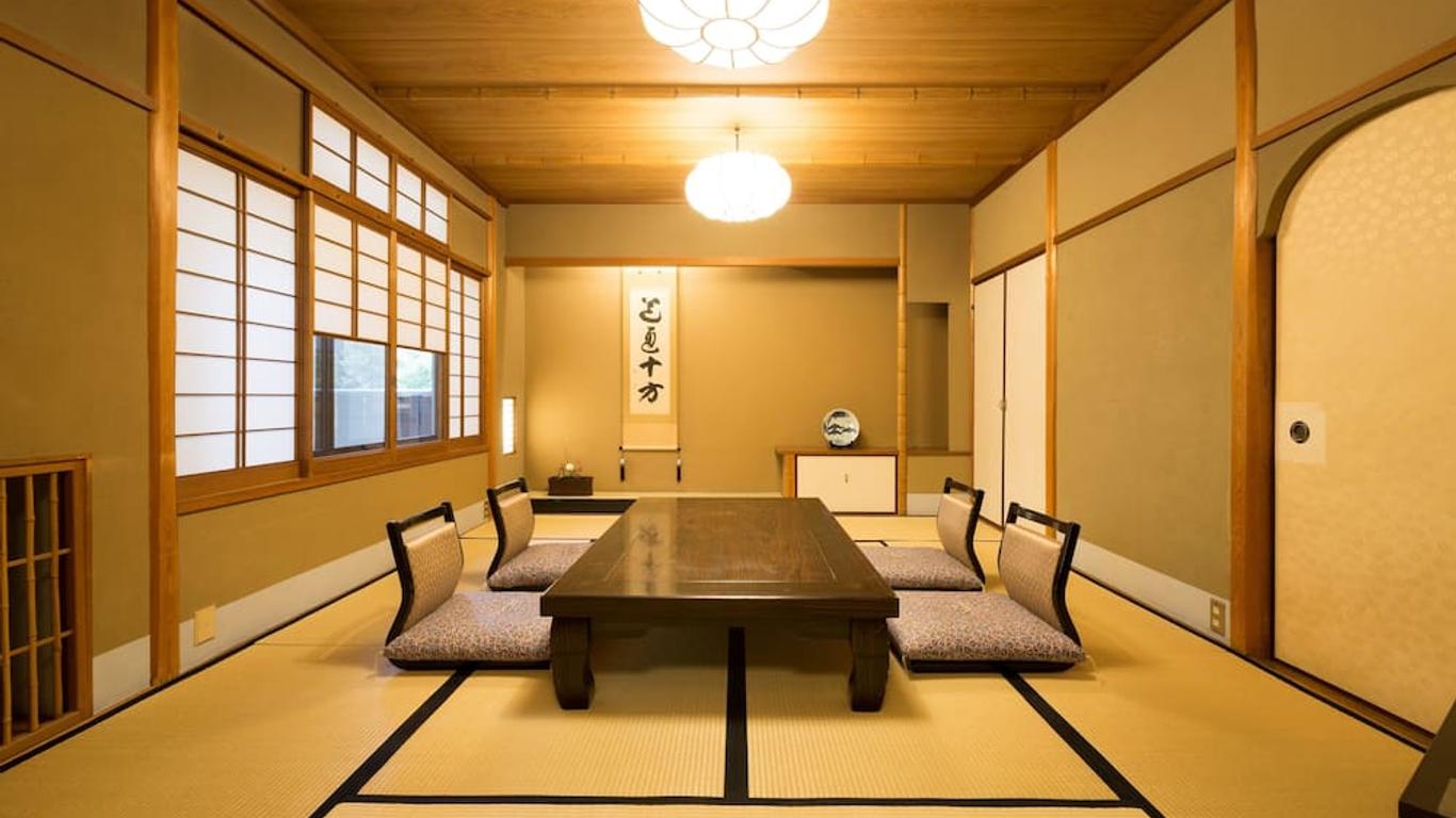 京の宿 坂の上