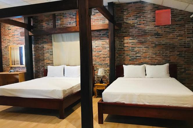 メイ バンガロー