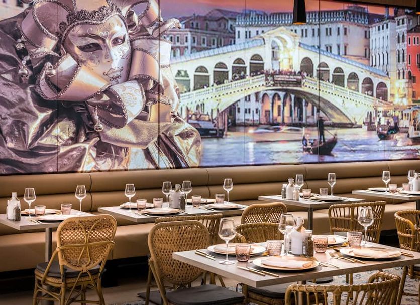 レストラン 写真