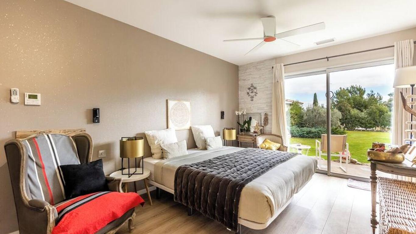 エスカパーデス ロワンテーヌ シャンブル ドッテ B&B