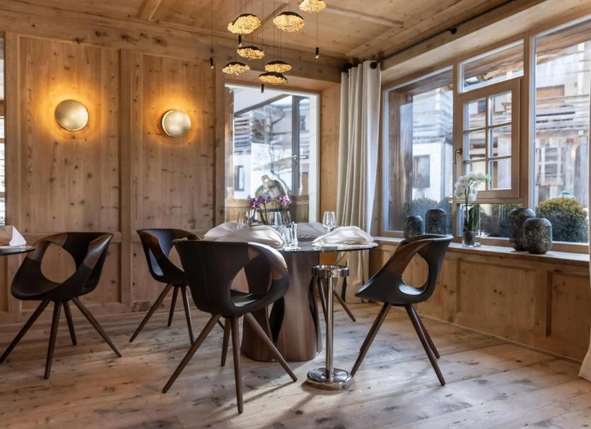 ダイニングルーム 写真