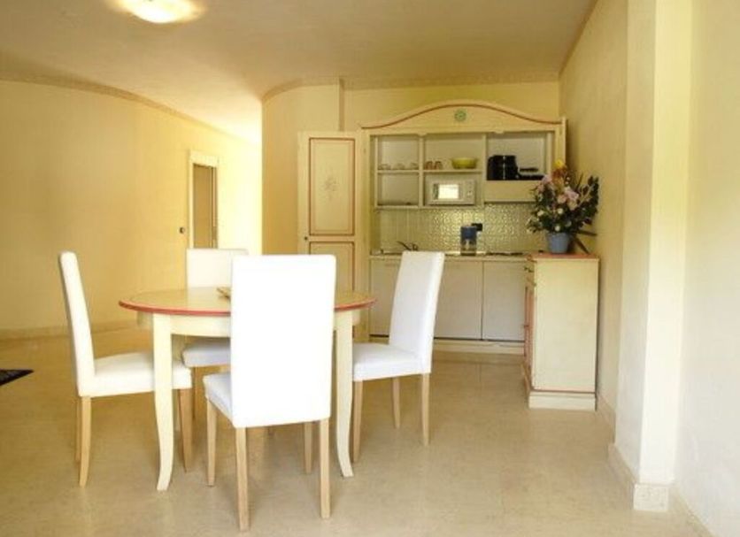 ダイニングルーム 写真