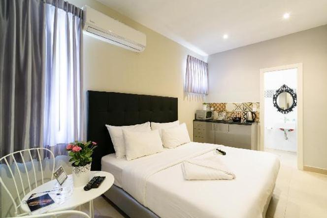 クラウン シー ホステル