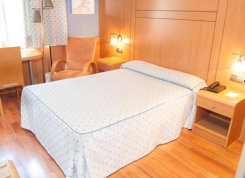 寝室 写真