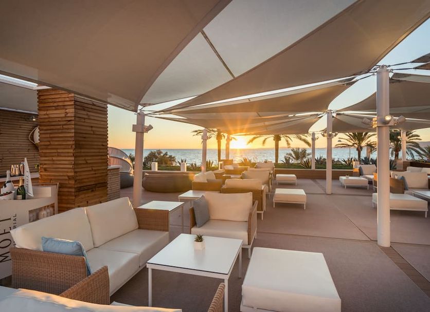 レストラン 写真