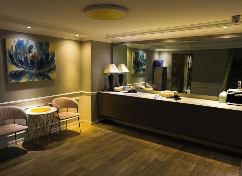 フロントデスク 写真