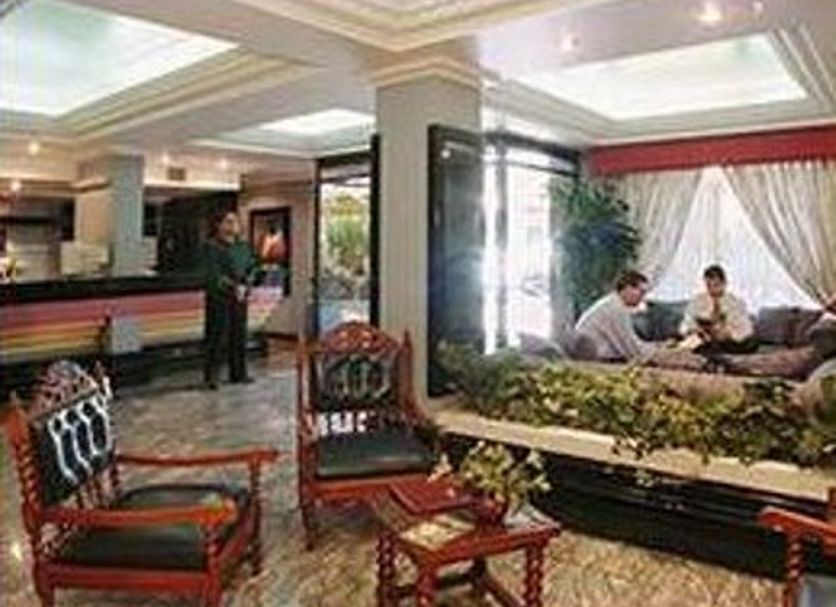 フロントデスク 写真